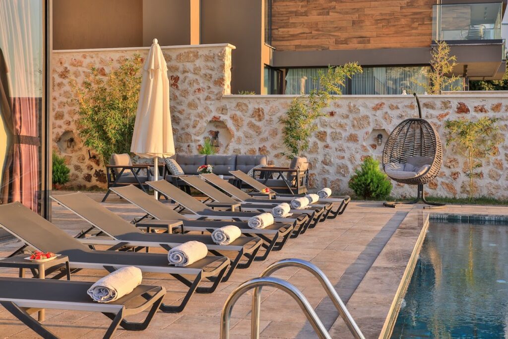 Luxury Ultra Modern Villa With Panoramic Island Views