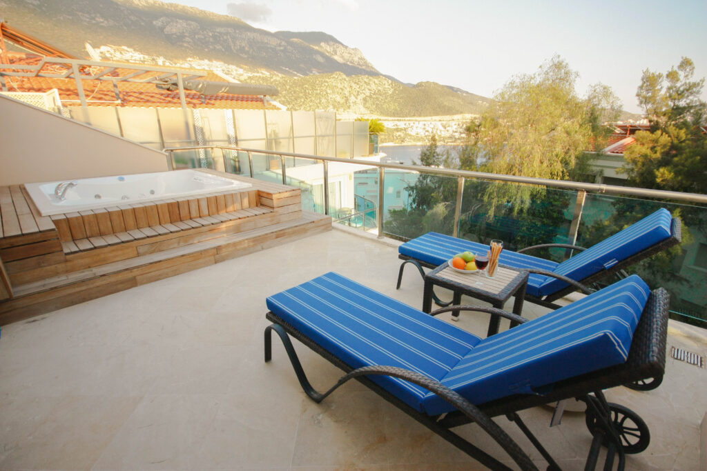 Centrally Located 2 Bedroom Duplex Apartment with Sea Views in Kalkan