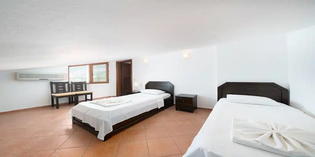 Beautifully Presented 5 Bedroom Seaview Villa in Kisla