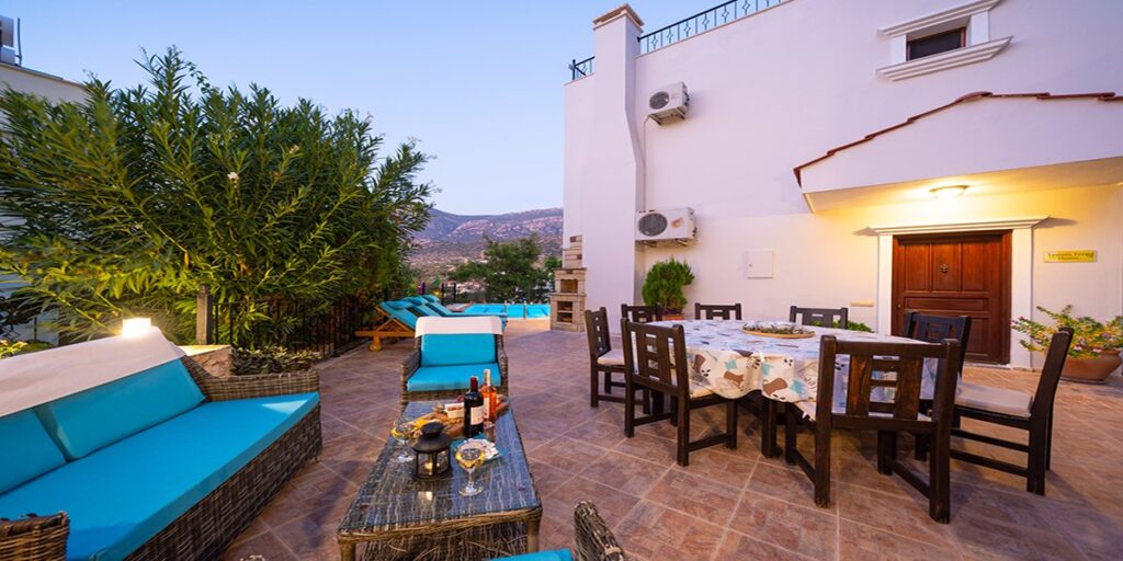 Beautifully Presented 5 Bedroom Seaview Villa in Kisla