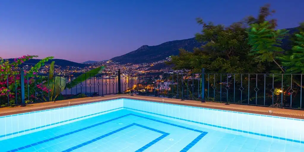 Beautifully Presented 5 Bedroom Seaview Villa in Prestigious Kisla