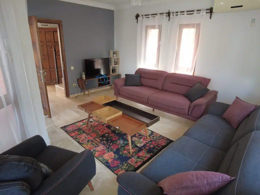 Bargain 3 Bedroom Villa with Sea views