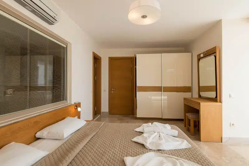 Luxury Modern Four Bedroom Villa With Unobstructed Sea views