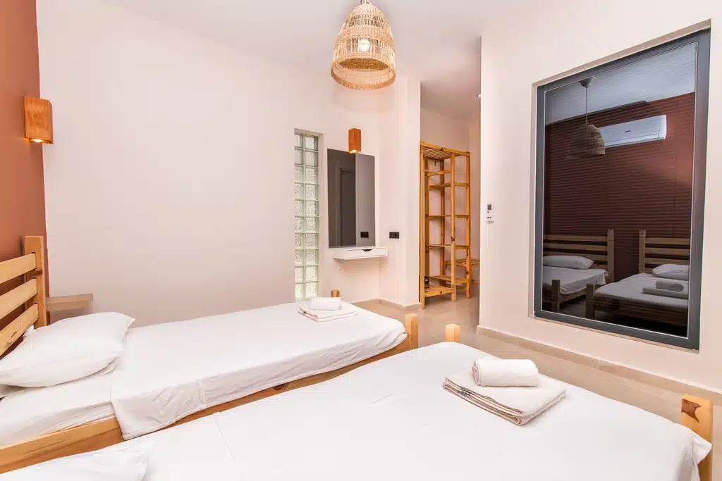 Beautifully Designed 2 Bedroom Villa with 1 Bedroom Self Contained Apartment