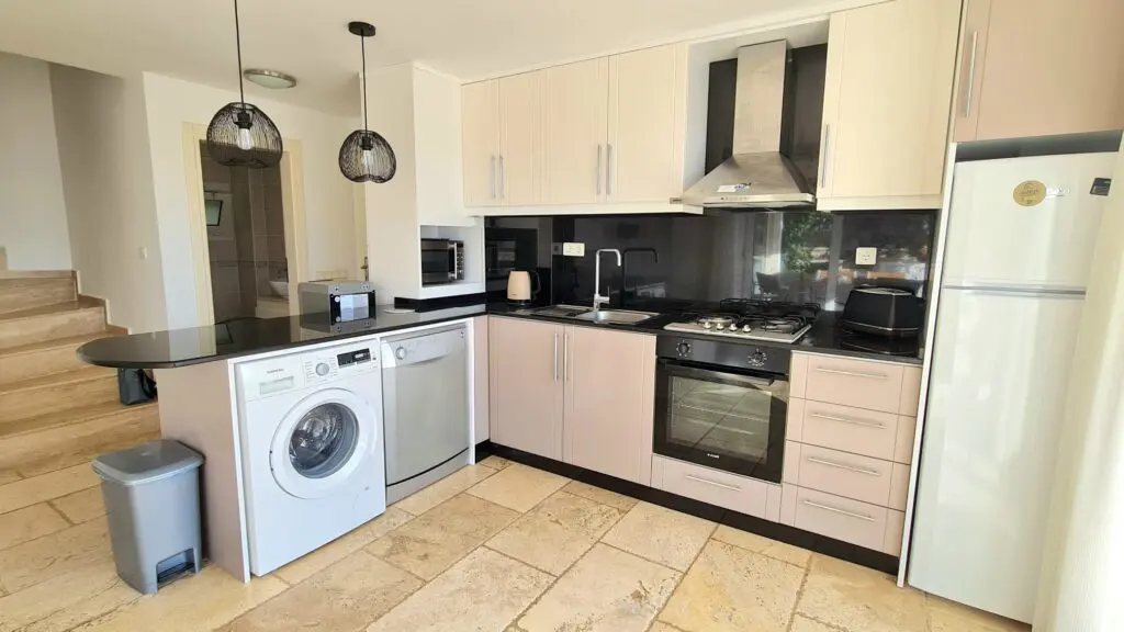 Beautifully Presented Seafront Detached Villa In Kisla