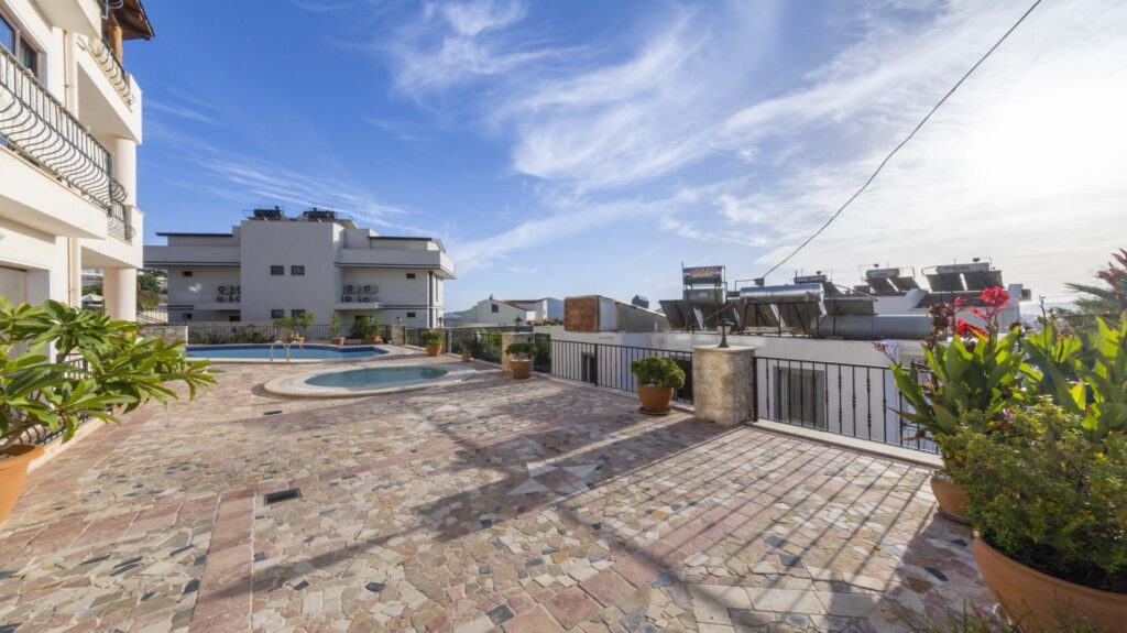 Modern 2-Bedroom Apartment with Stunning Sea Views in Lower Kızıltas