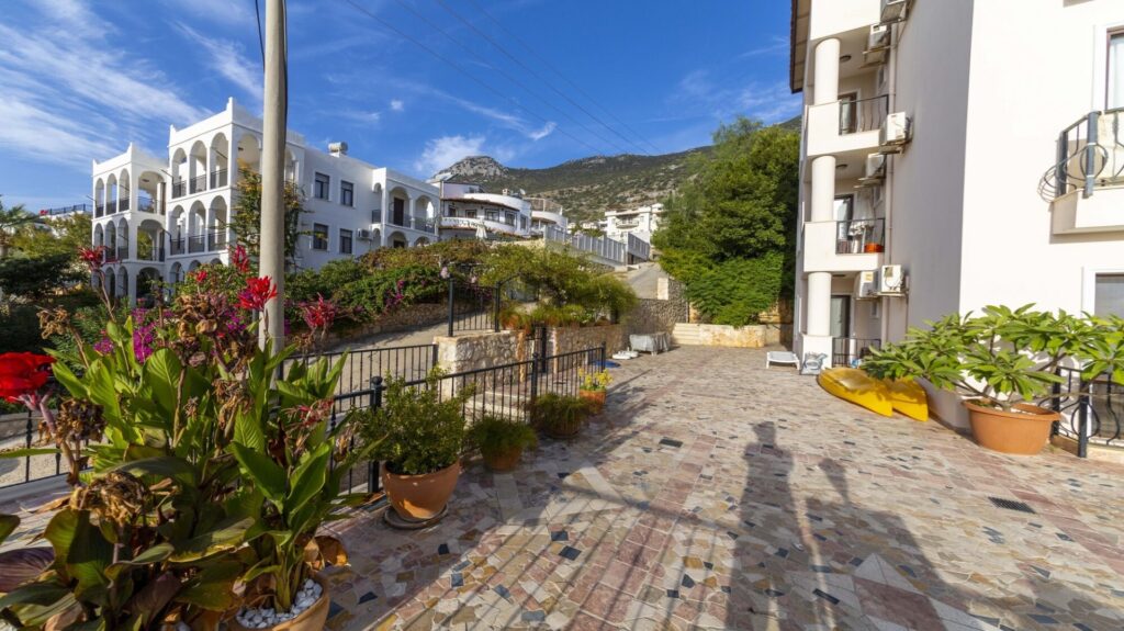 Modern 2-Bedroom Apartment with Stunning Sea Views in Lower Kızıltas