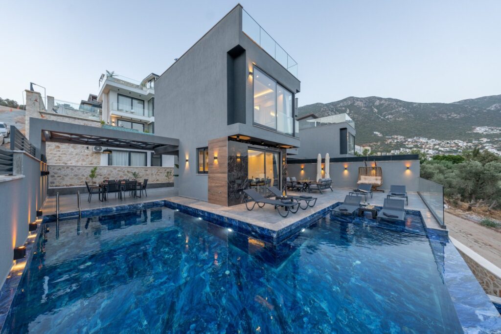 Modern 4-Bedroom Villa with Indoor Pool, Cinema Room & Panoramic Sea Views – Ortaalan, Kalkan