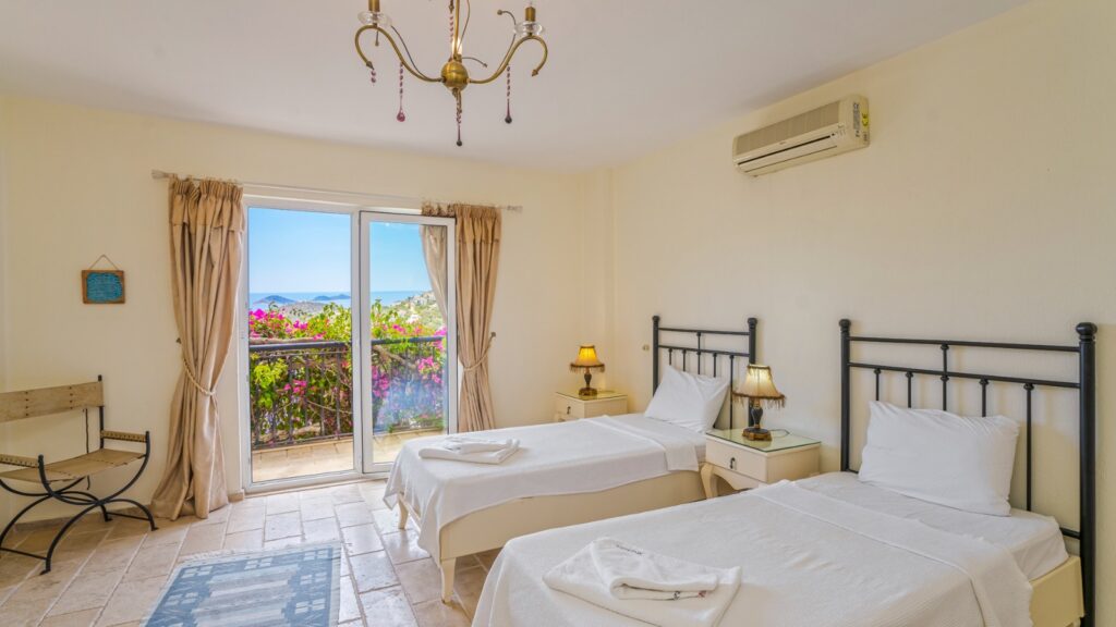 Stylish 3-Bedroom Villa with Panoramic Sea Views in Kalkan – Kızıltas