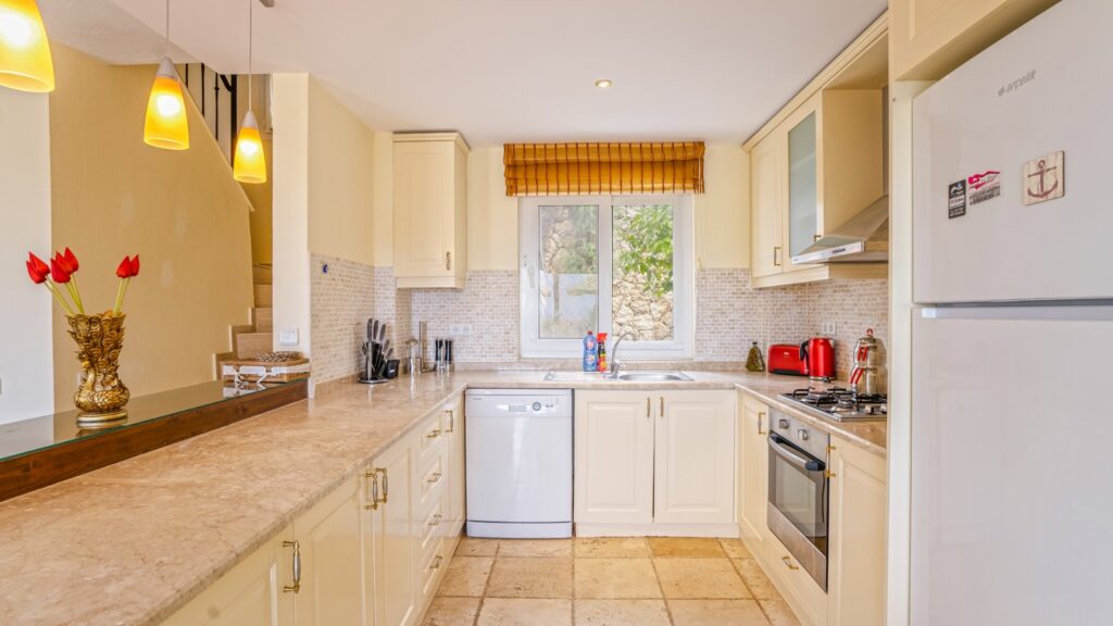 Stylish 3-Bedroom Villa with Panoramic Sea Views in Kalkan – Kızıltas