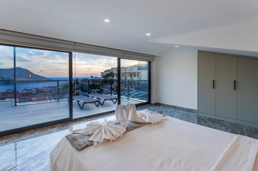 Contemporary 5-Bedroom Villa with Pool, Rooftop Jacuzzi & Rental Income in Central Kalkan