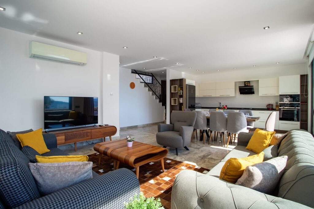 Luxurious 4-Bedroom Sea View Villa with Infinity Pool and Rooftop Jacuzzi in Central Kalkan