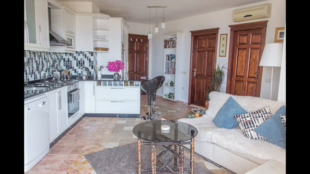 Modern 2-Bedroom Apartment with Stunning Sea Views in Lower Kızıltas